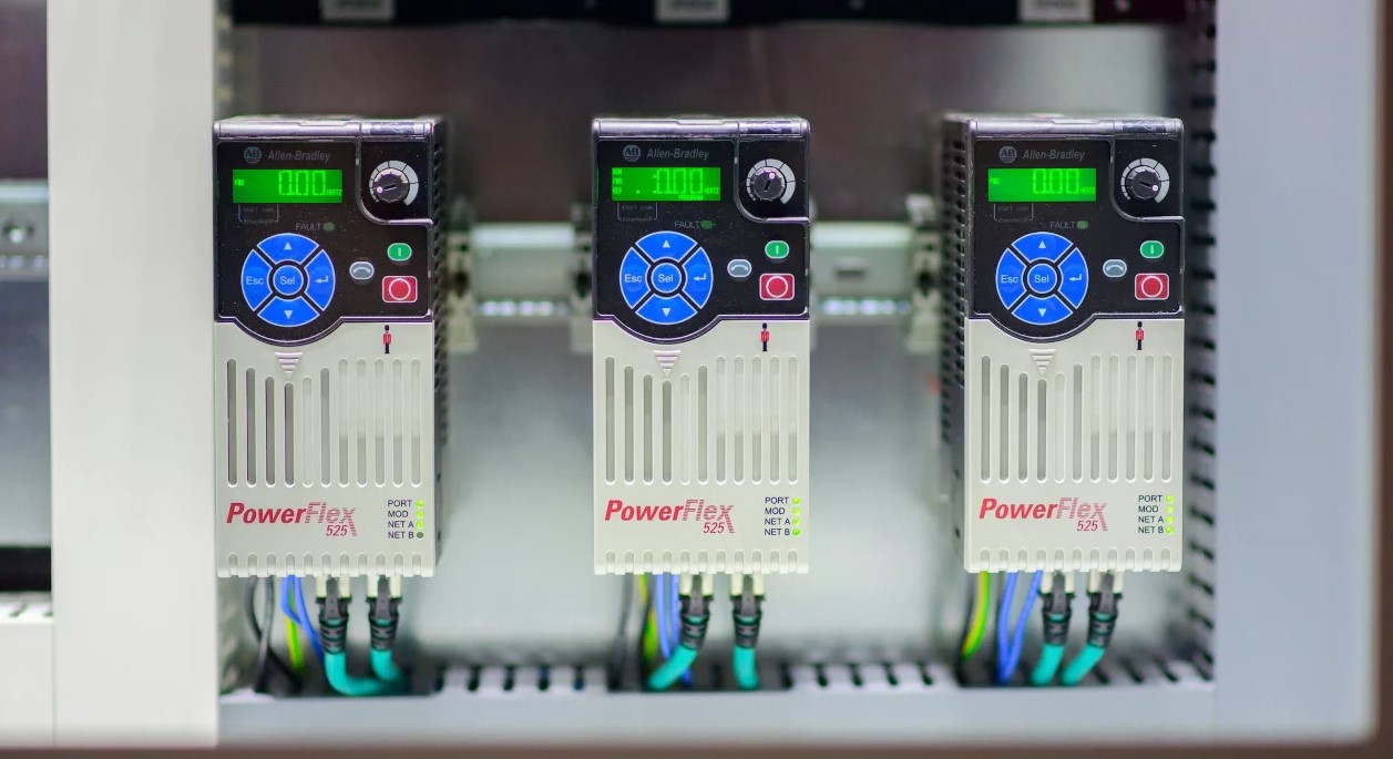 Images of Allen Bradley PowerFlex Drives - Control modes, Features, and Power ratings